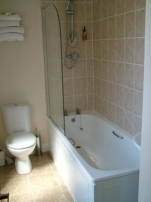 Aberdour Hotel, Stables Rooms & Beer Garden Екстериор снимка